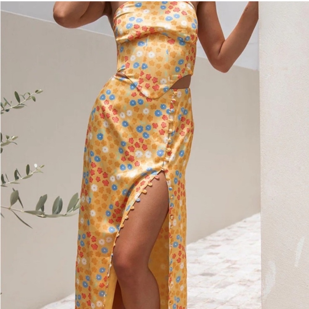 Sabo Skirt Floral Satin sets
